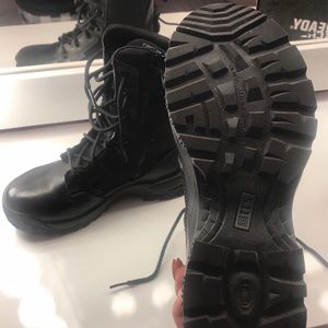 Black 5.11 Women’s ATAC 2.0 8” Tactical Side Zip